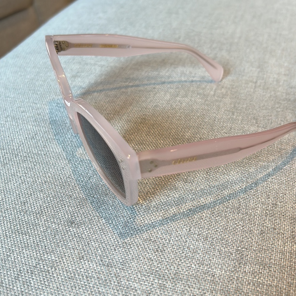 Light pink Celine sunglasses with case. Excellent condition. Worn twice. - Picture 3 of 4